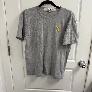 COMME DES GARCONS PLAY Size Large Gray Short Sleeve Yellow Heart T-Shirt